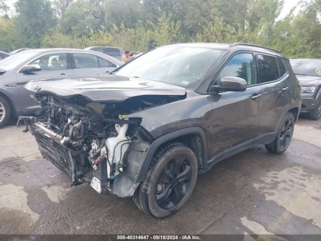 Photo 1 VIN: 3C4NJCBB9JT461785 - JEEP COMPASS 