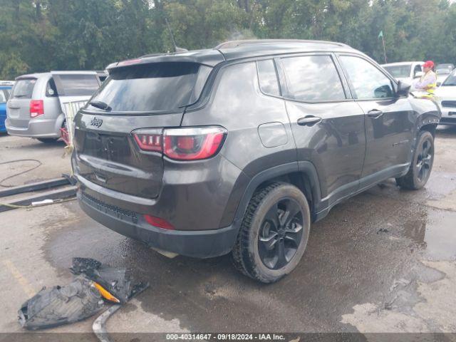 Photo 3 VIN: 3C4NJCBB9JT461785 - JEEP COMPASS 