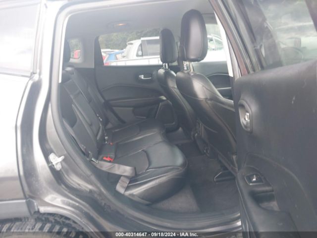 Photo 7 VIN: 3C4NJCBB9JT461785 - JEEP COMPASS 