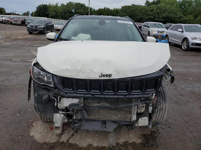 Photo 4 VIN: 3C4NJCBB9KT844269 - JEEP COMPASS 