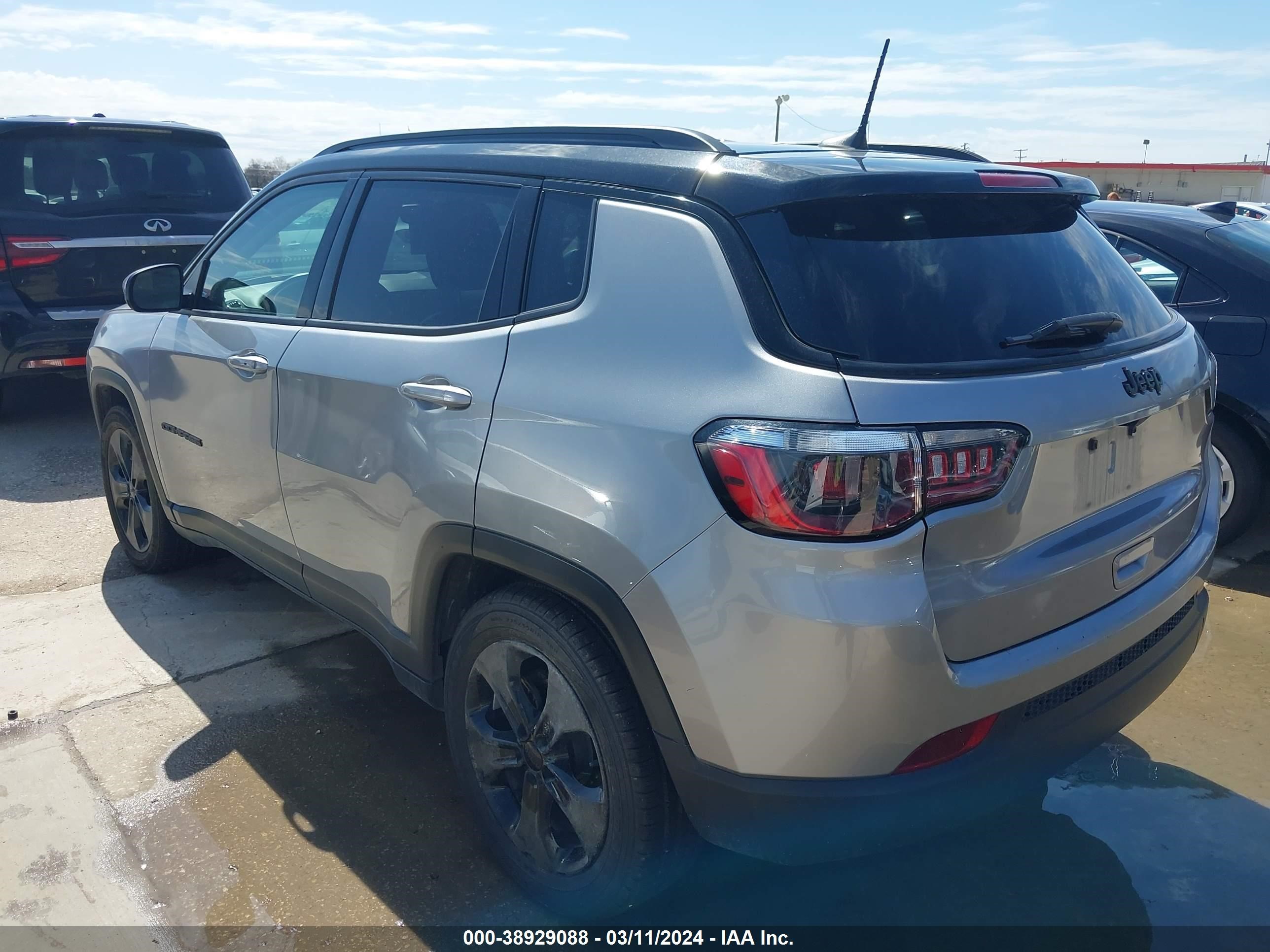 Photo 2 VIN: 3C4NJCBB9MT597323 - JEEP COMPASS 