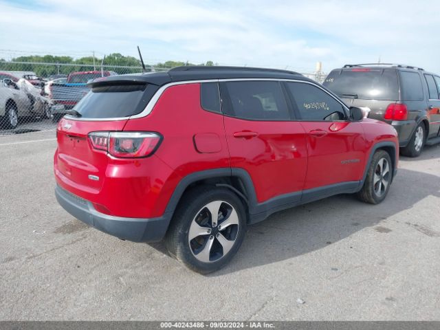 Photo 3 VIN: 3C4NJCBBXJT169708 - JEEP COMPASS 