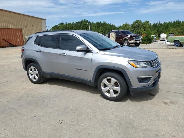 Photo 3 VIN: 3C4NJCBBXJT194625 - JEEP COMPASS LA 