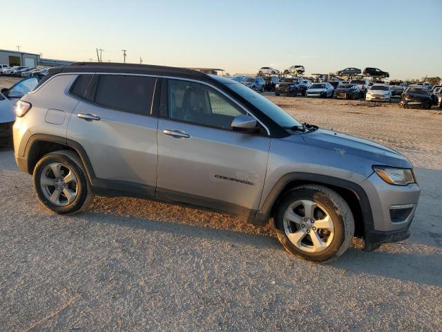 Photo 3 VIN: 3C4NJCBBXJT488896 - JEEP COMPASS 