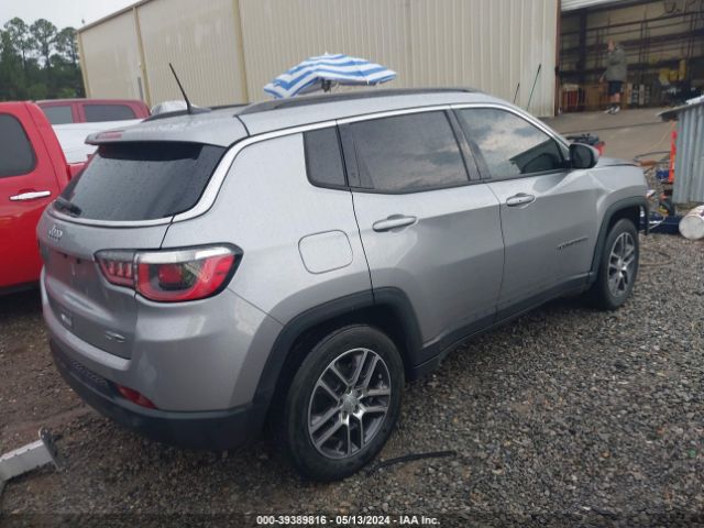 Photo 3 VIN: 3C4NJCBBXKT649619 - JEEP COMPASS 