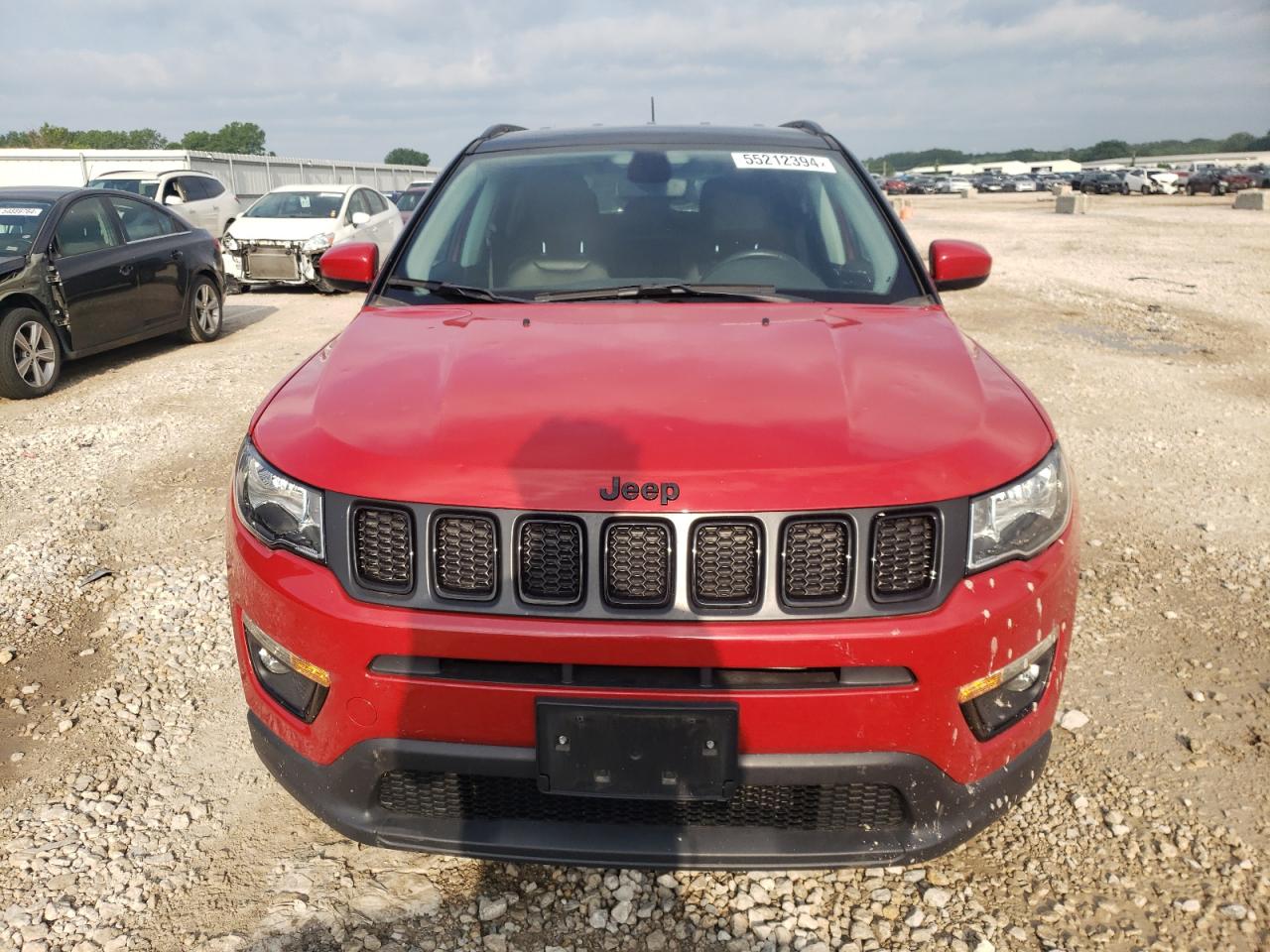 Photo 4 VIN: 3C4NJCBBXLT257452 - JEEP COMPASS 