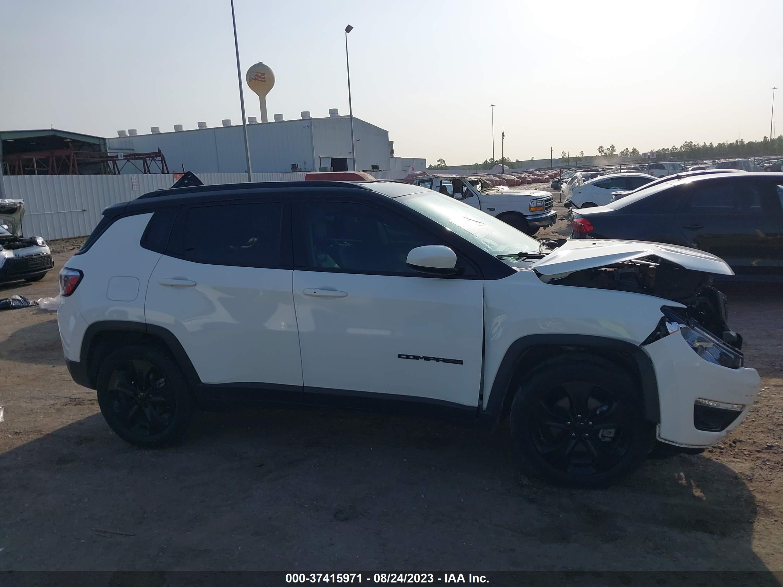 Photo 12 VIN: 3C4NJCBBXMT560023 - JEEP COMPASS 