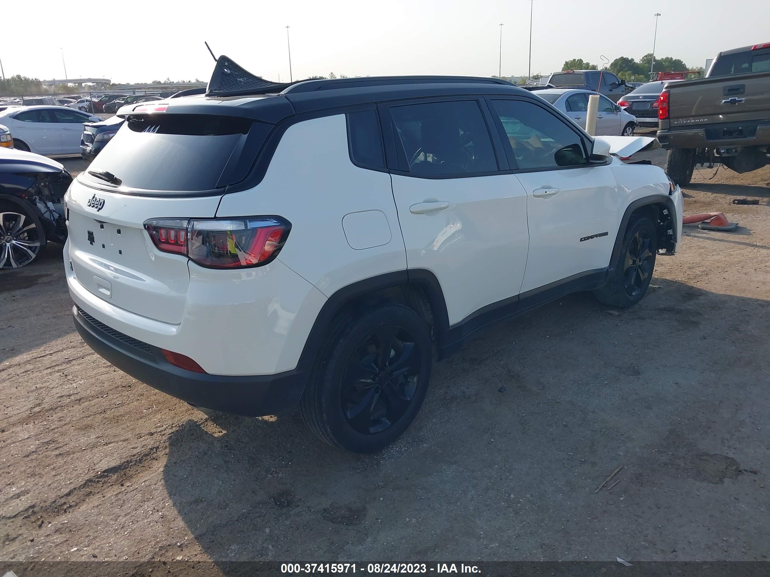 Photo 3 VIN: 3C4NJCBBXMT560023 - JEEP COMPASS 