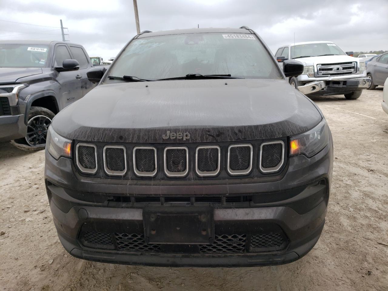 Photo 4 VIN: 3C4NJCBBXNT138268 - JEEP COMPASS 