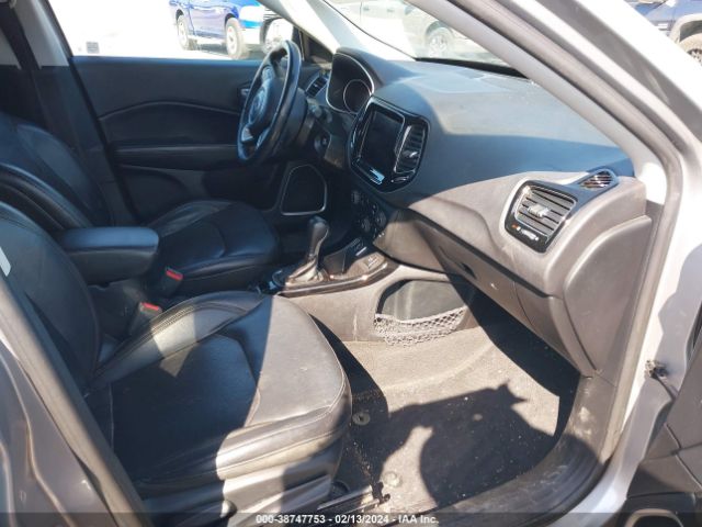 Photo 4 VIN: 3C4NJCCB2JT362353 - JEEP COMPASS 