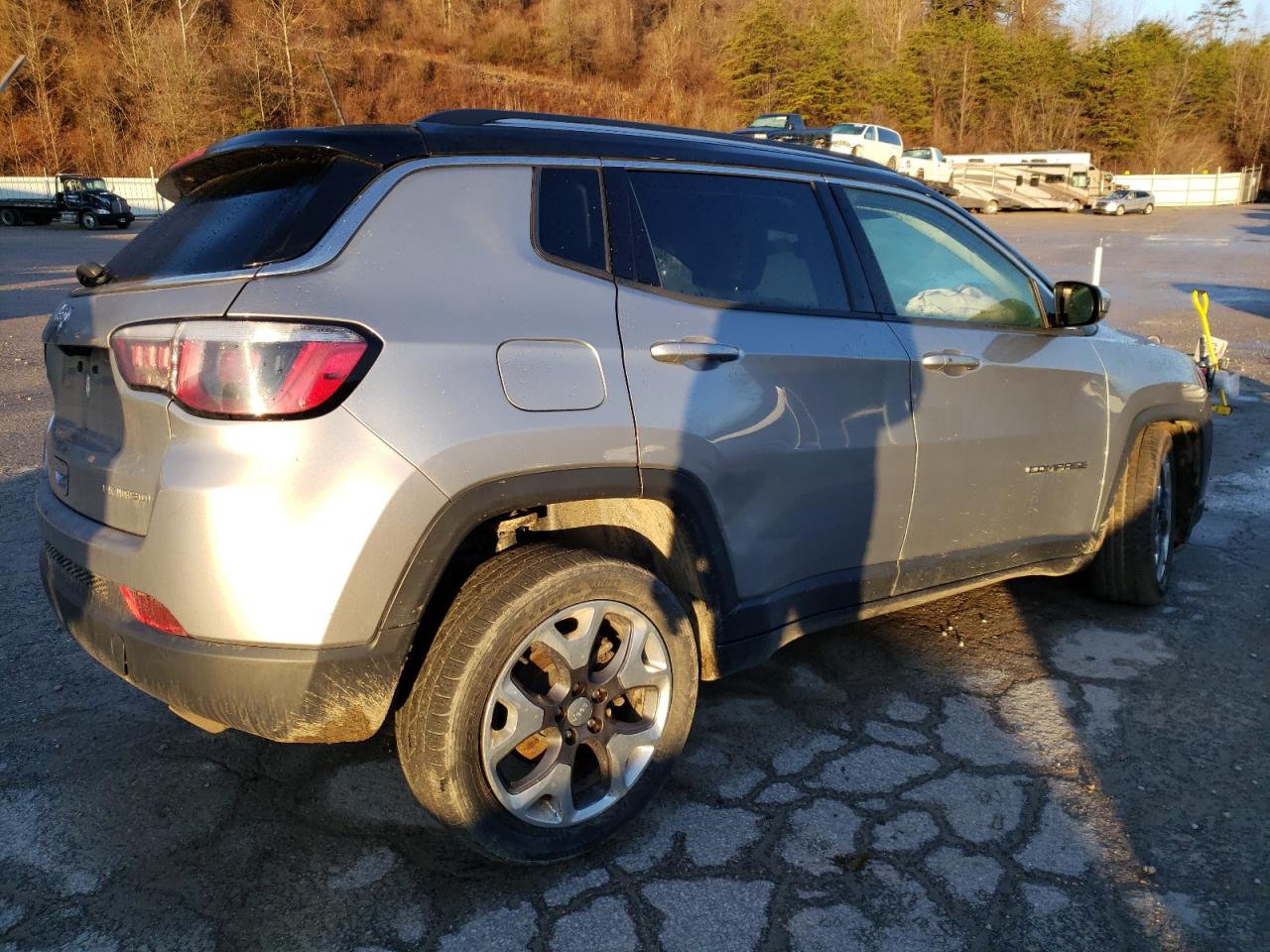 Photo 2 VIN: 3C4NJCCB2LT140706 - JEEP COMPASS 