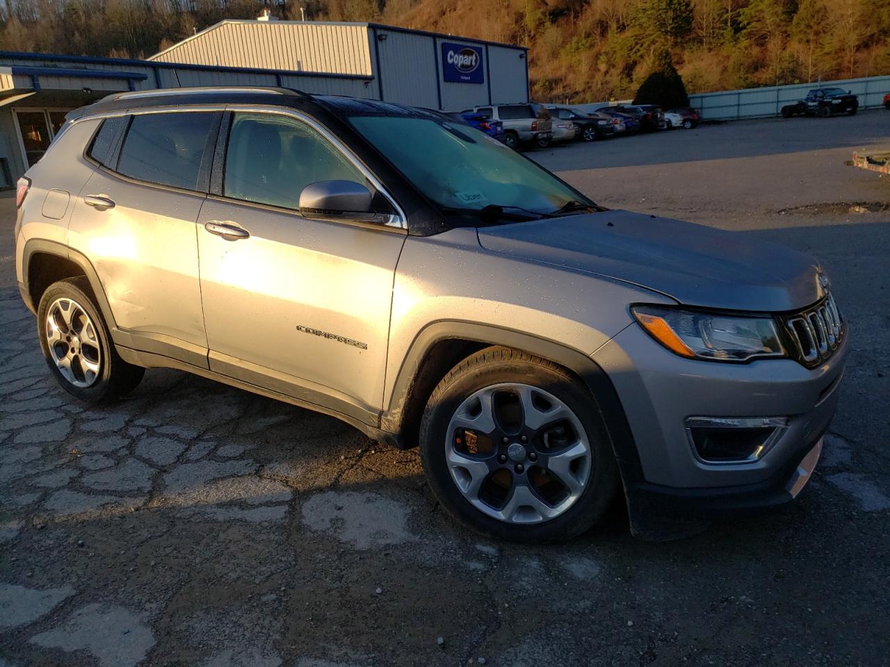 Photo 3 VIN: 3C4NJCCB2LT140706 - JEEP COMPASS 