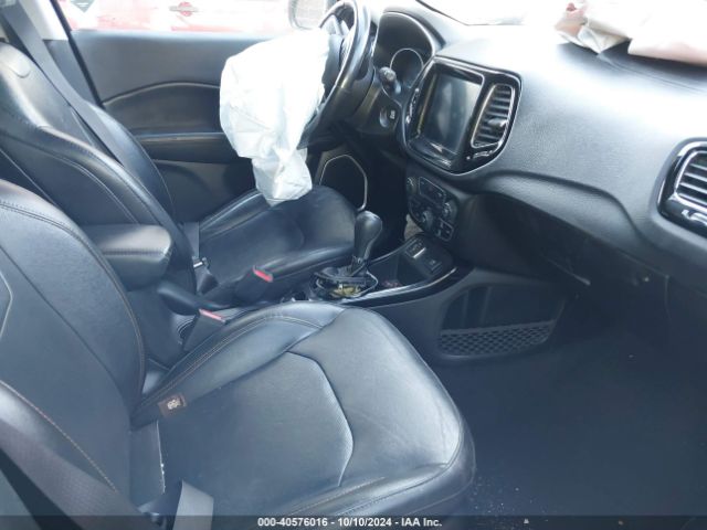 Photo 4 VIN: 3C4NJCCB2LT187542 - JEEP COMPASS 