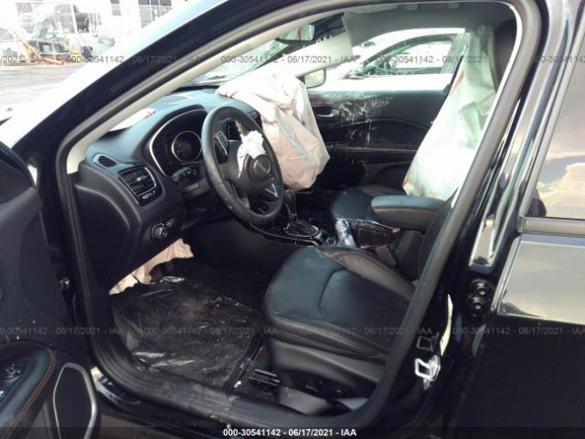 Photo 4 VIN: 3C4NJCCB4JT286490 - JEEP COMPASS 