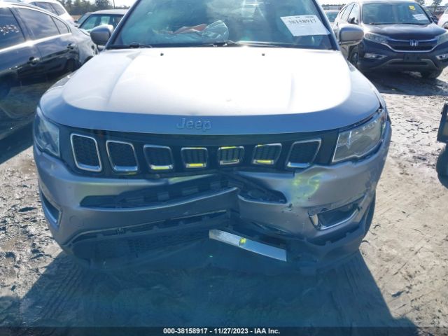 Photo 5 VIN: 3C4NJCCB4KT664163 - JEEP COMPASS 