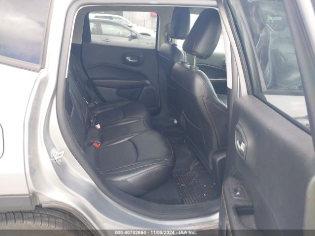 Photo 7 VIN: 3C4NJCCB4KT664518 - JEEP COMPASS 