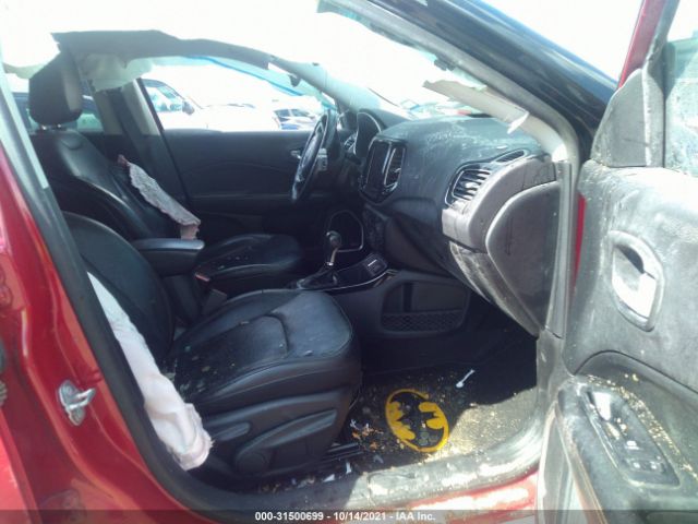 Photo 4 VIN: 3C4NJCCB5JT204654 - JEEP COMPASS 