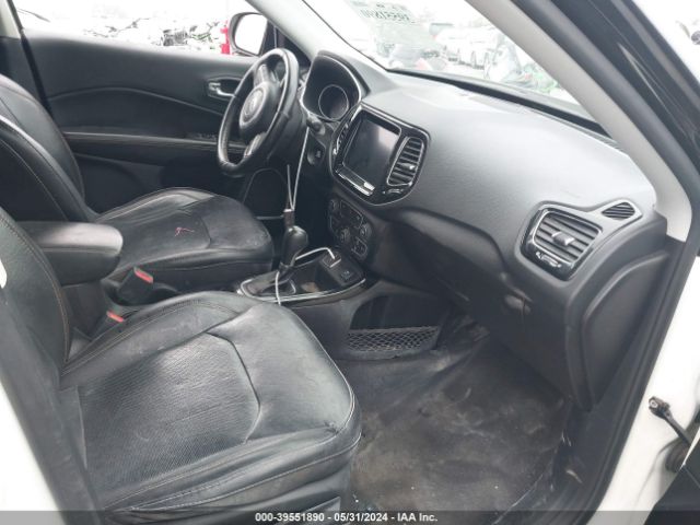 Photo 4 VIN: 3C4NJCCB5LT150596 - JEEP COMPASS 