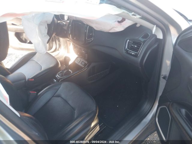 Photo 4 VIN: 3C4NJCCB5LT158360 - JEEP COMPASS 