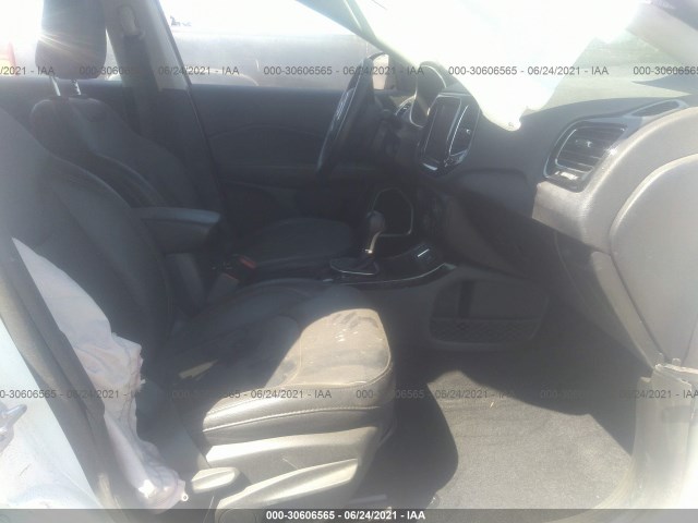 Photo 4 VIN: 3C4NJCCB7JT368035 - JEEP COMPASS 