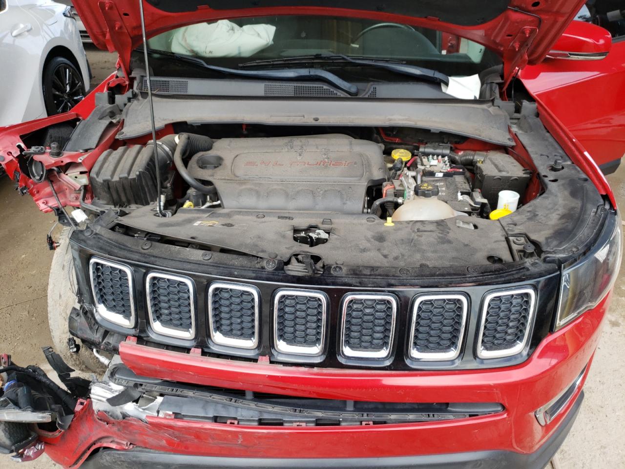 Photo 11 VIN: 3C4NJCCB7KT819322 - JEEP COMPASS 