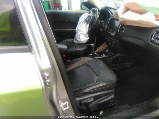 Photo 4 VIN: 3C4NJCCBXKT772660 - JEEP COMPASS 