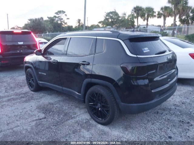 Photo 2 VIN: 3C4NJCCBXKT815474 - JEEP COMPASS 