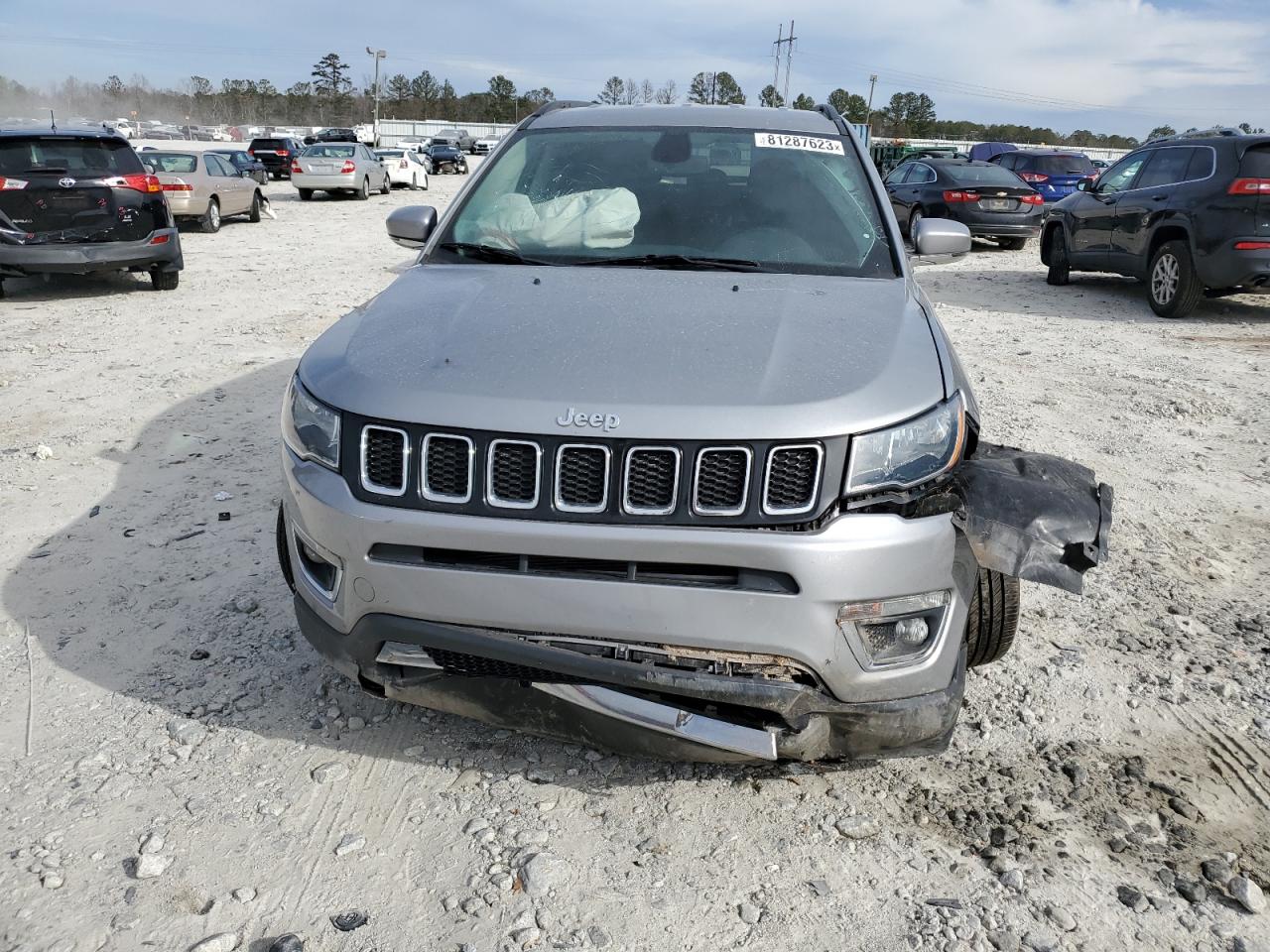 Photo 4 VIN: 3C4NJCCBXLT234848 - JEEP COMPASS 