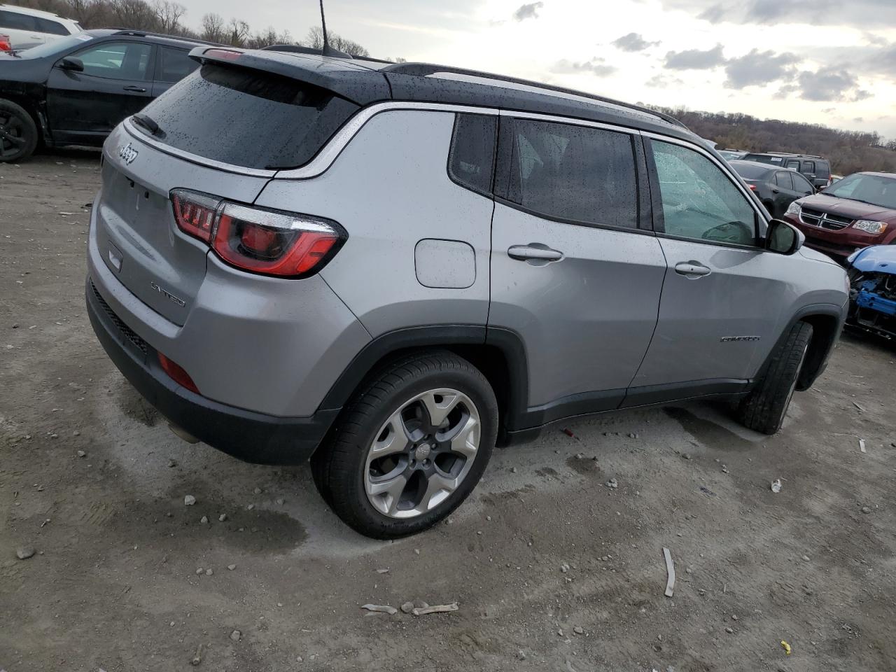 Photo 2 VIN: 3C4NJCCD8LC114465 - JEEP COMPASS 