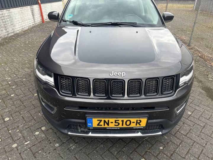 Photo 27 VIN: 3C4NJCCH5JT308484 - JEEP COMPASS 