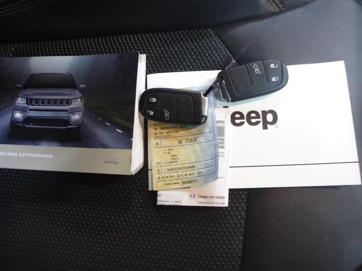 Photo 18 VIN: 3C4NJCCH6JT409405 - JEEP COMPASS 