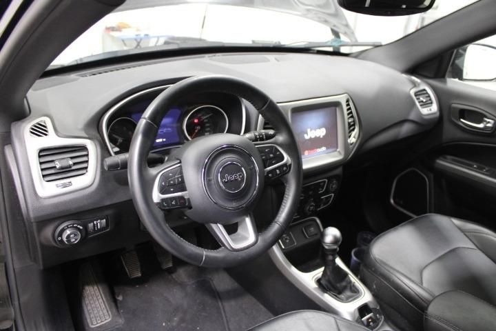 Photo 7 VIN: 3C4NJCCH8KT776663 - JEEP COMPASS SUV 