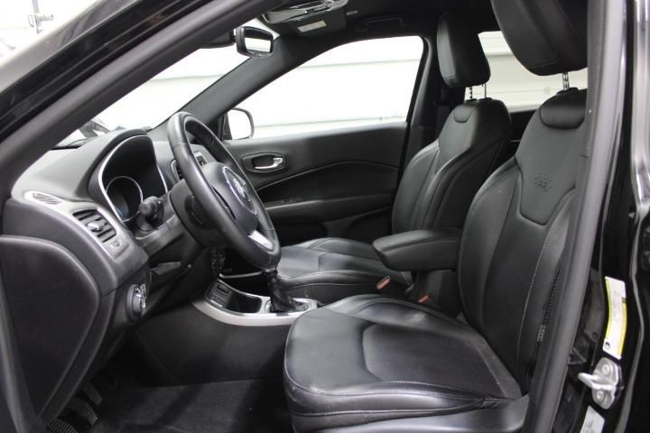 Photo 8 VIN: 3C4NJCCH8KT776663 - JEEP COMPASS SUV 