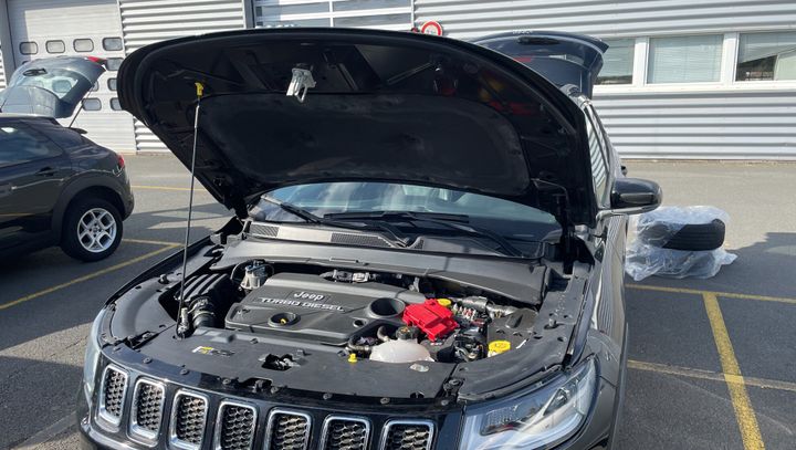 Photo 12 VIN: 3C4NJCCS0KT712435 - JEEP COMPASS 