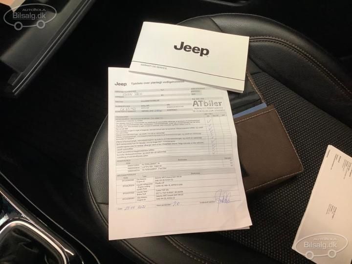 Photo 12 VIN: 3C4NJCCS1KT711147 - JEEP COMPASS SUV 