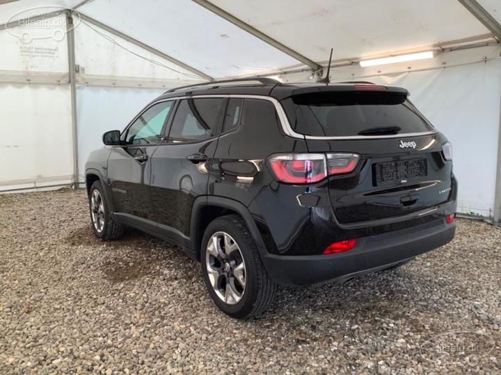 Photo 18 VIN: 3C4NJCCS1KT711147 - JEEP COMPASS SUV 