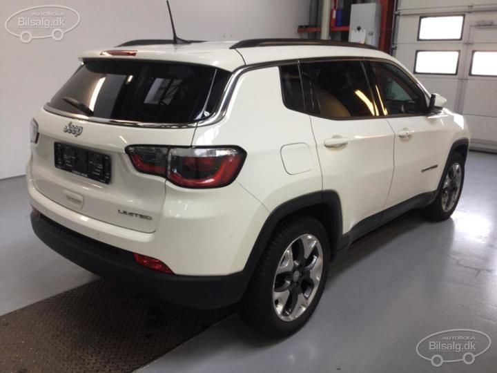 Photo 13 VIN: 3C4NJCCS1KT714758 - JEEP COMPASS SUV 