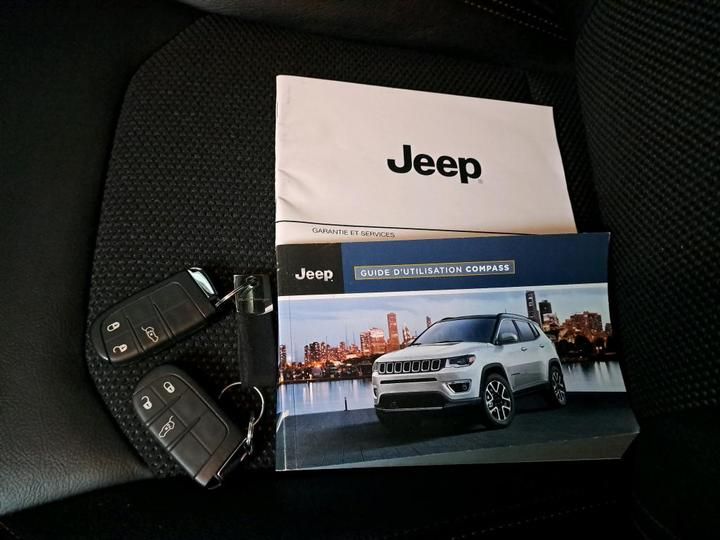 Photo 8 VIN: 3C4NJCCS3LT113109 - 7 JEEP COMPASS 