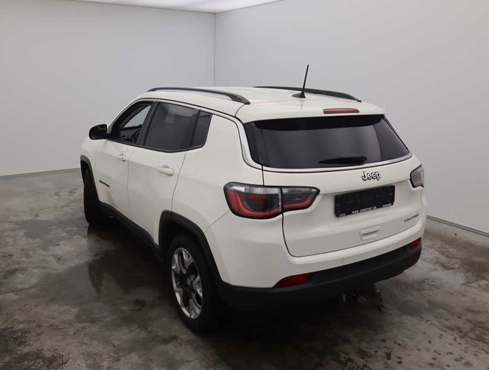 Photo 7 VIN: 3C4NJCCS6JT106944 - JEEP COMPASS &#3917 