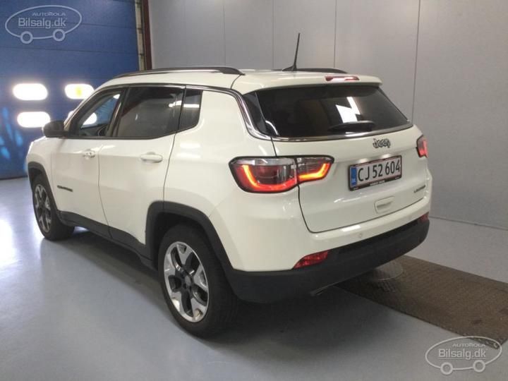 Photo 21 VIN: 3C4NJCCS6KT711130 - JEEP COMPASS SUV 