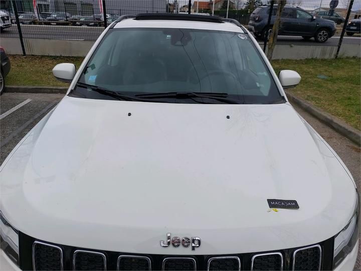 Photo 30 VIN: 3C4NJCCS8KT621610 - JEEP COMPASS 