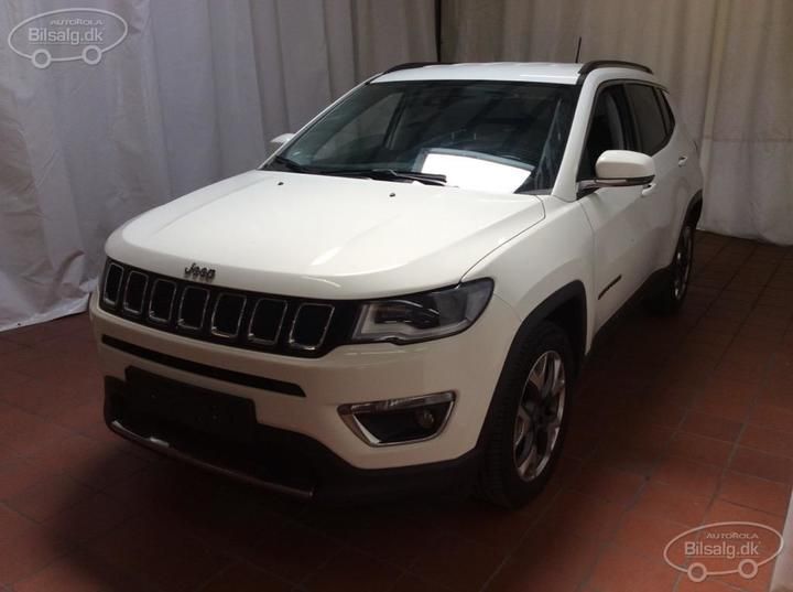 Photo 1 VIN: 3C4NJCCSXKT711132 - JEEP COMPASS SUV 