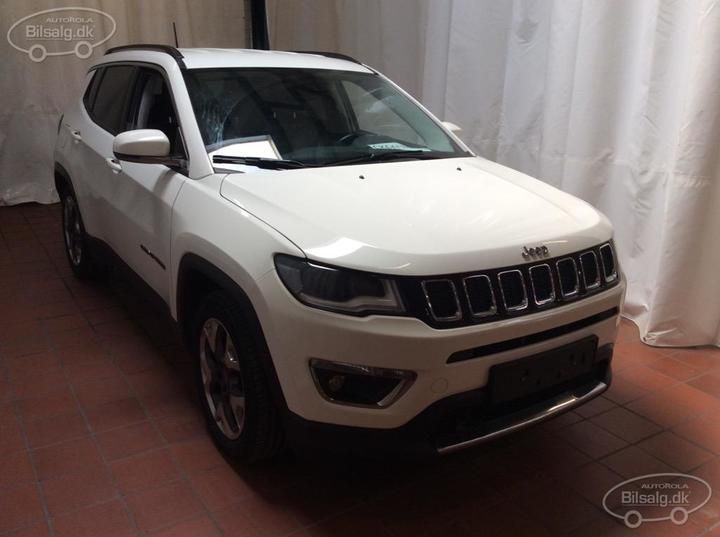 Photo 2 VIN: 3C4NJCCSXKT711132 - JEEP COMPASS SUV 