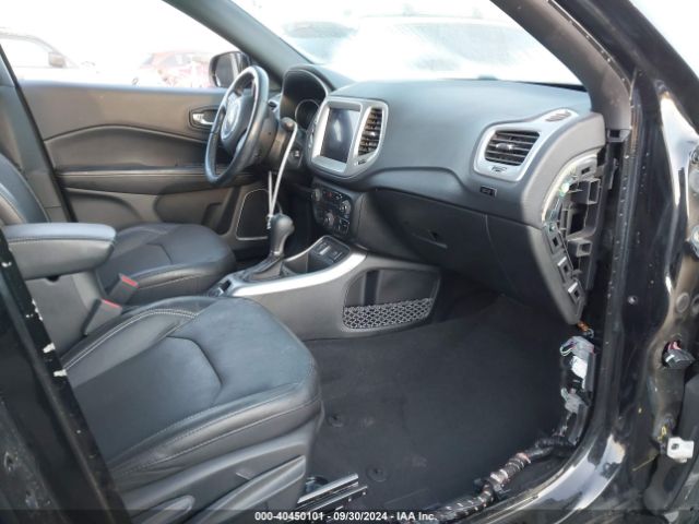 Photo 4 VIN: 3C4NJCEB9MT571042 - JEEP COMPASS 