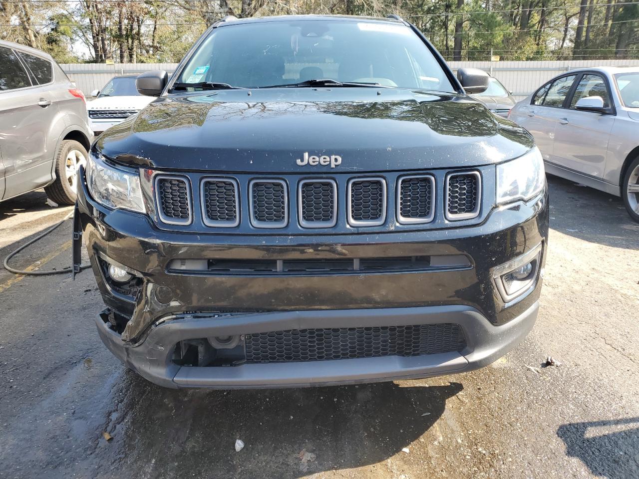 Photo 4 VIN: 3C4NJCEBXMT553116 - JEEP COMPASS 