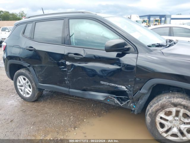 Photo 5 VIN: 3C4NJDAB0JT213531 - JEEP COMPASS 