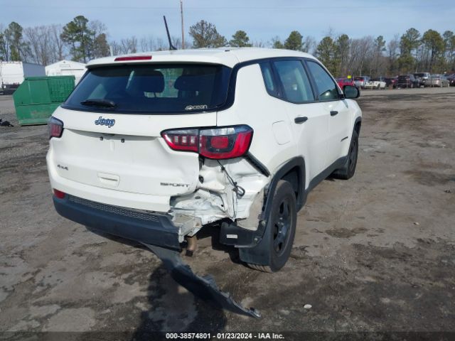 Photo 3 VIN: 3C4NJDAB0JT307585 - JEEP COMPASS 