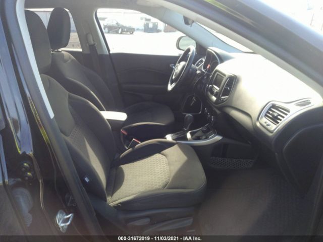 Photo 4 VIN: 3C4NJDAB1JT126804 - JEEP COMPASS 