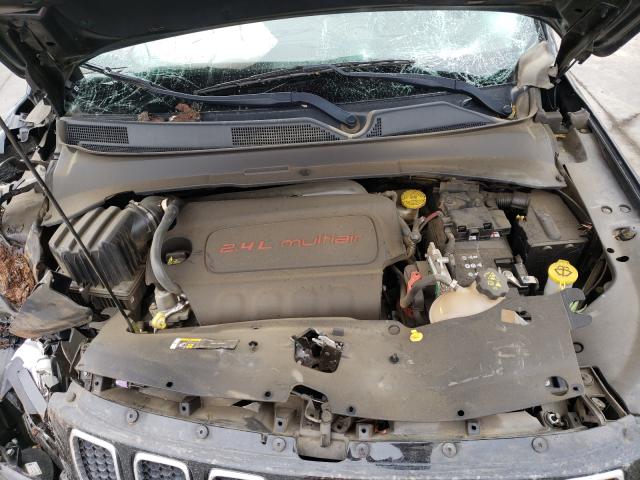 Photo 6 VIN: 3C4NJDAB2JT126732 - JEEP COMPASS 