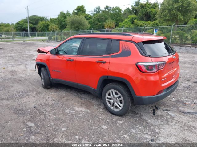 Photo 2 VIN: 3C4NJDAB3JT131485 - JEEP COMPASS 